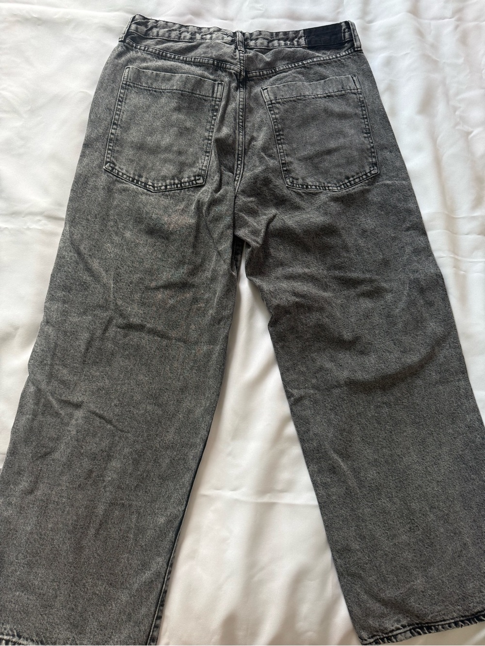2 pairs of Rebecca Minkoff jeans size 10 ,and Song size 7/28. - Picture 7 of 15